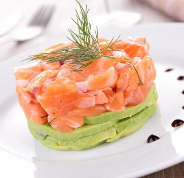 Tartar de salmón con aguacate